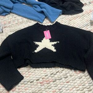 Ediked never worn black star cropped sweater